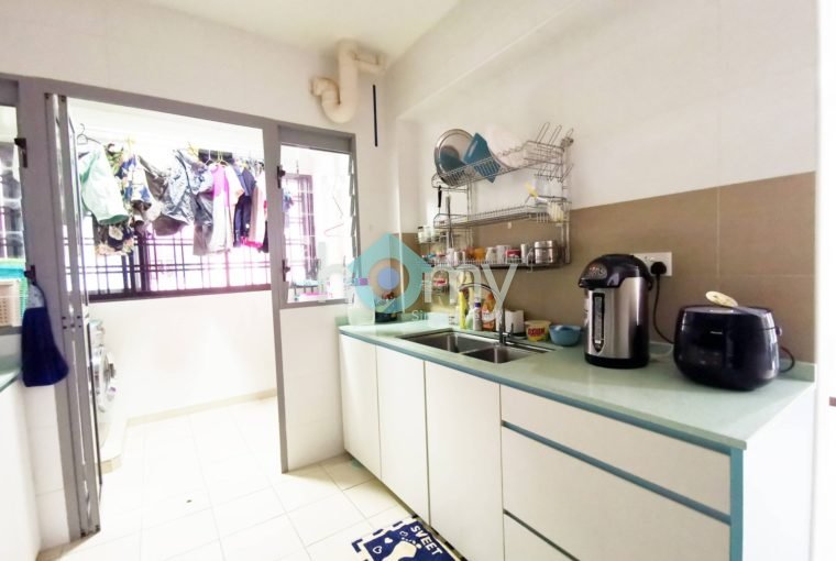 683A Edgedale Plains, 4-Rm Punggol HDB for Sale